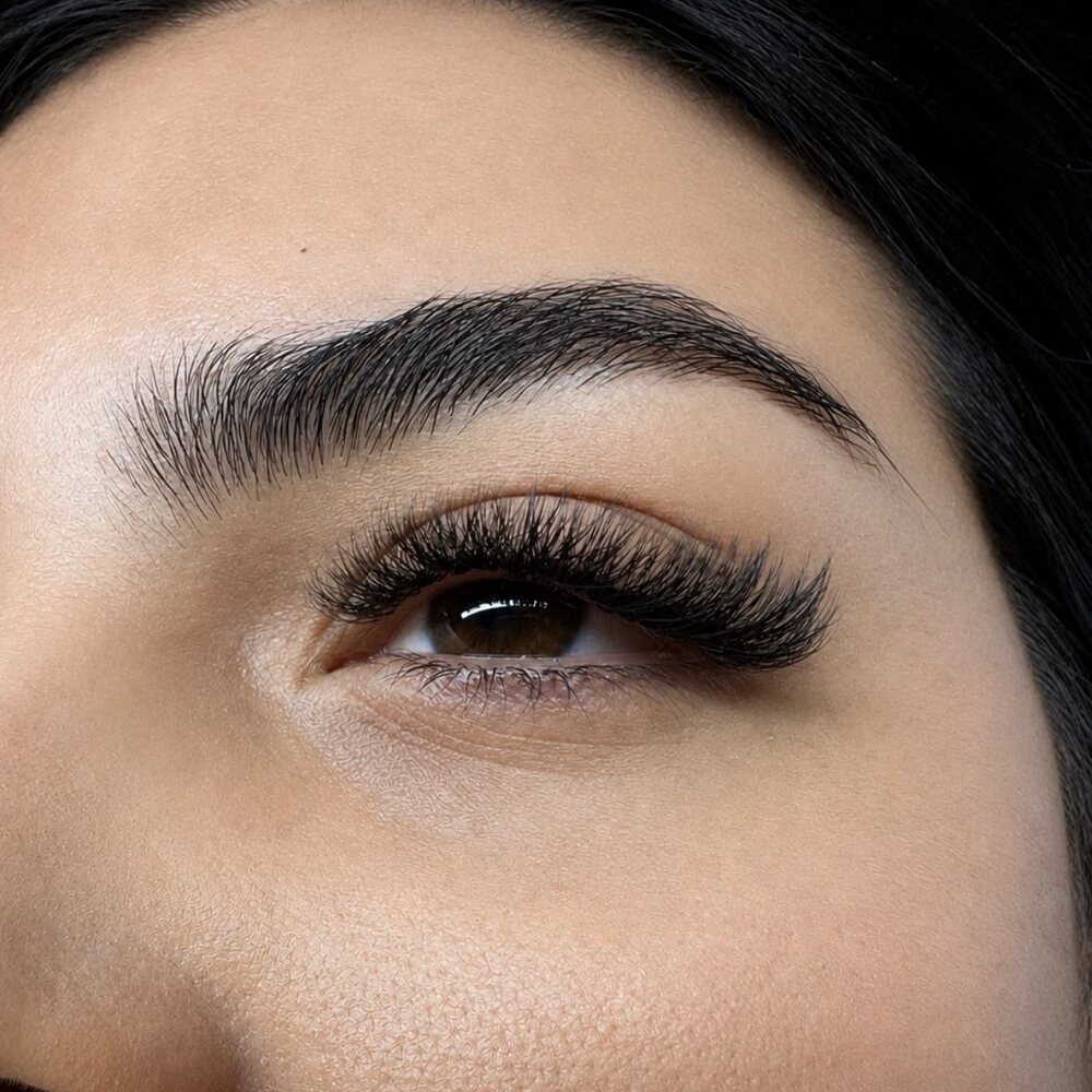 Trabajo de extensiones de pestañas realizado en Lash Beauty Málaga